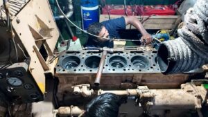 marine-diesel-engine-repair-service-in-india-mumbai-overseas.jpeg